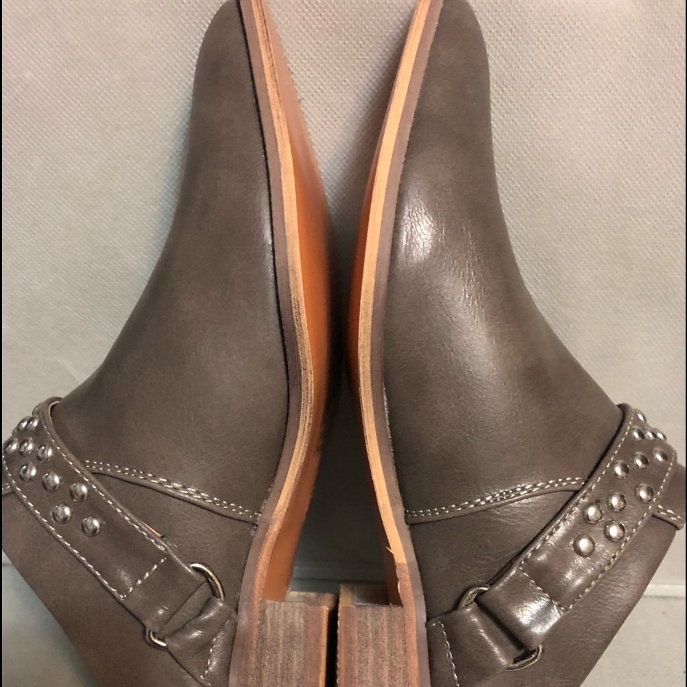 Olivia Miller step-in ankle boots 🥾. - Picture 3 of 5